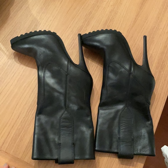 Guiseppe Zanotti Boots size 40 made in Italy - Picture 4 of 4